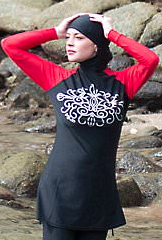 MUSLIM WORLD ORDER:  Lindsay Lohan wears a BURKINI…