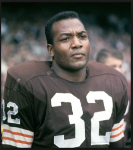 JIM BROWN – REAL AMERICAN HERO RISES: All Cleveland Browns players stand for anthem…