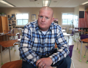 Teacher who spoke out against student walkout over gun violence now on leave…
