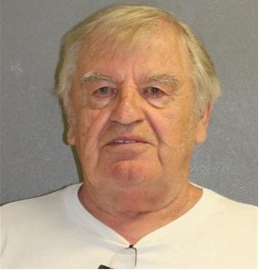 FL: 81-Year-Old, Hellmuth Kolb, Tries to Buy Girl, 8, From Her Mother for $200,000 at Wal-Mart and Kisses Her on Wrist…