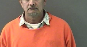 TX: Illegal immigrant, Francisco Barron-Munoz, 45, allegedly sexually assaults two girls…